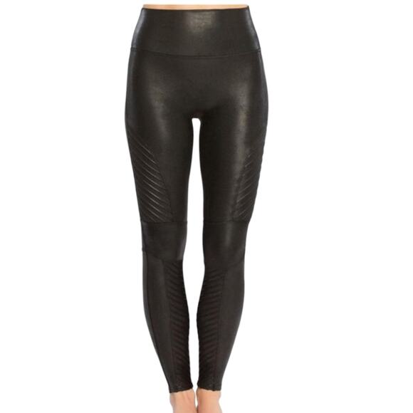 Spanx Faux Leather Moto Leggings Very Black Quilted Panels Size Medium - Picture 1 of 10